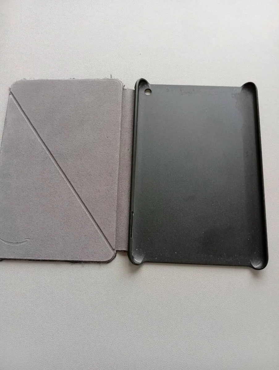 Kindle - Image 2