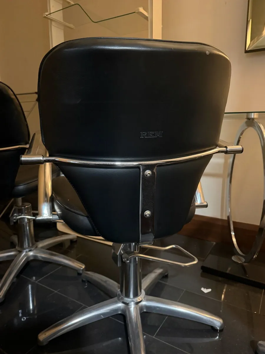 Chairs REM - Image 3