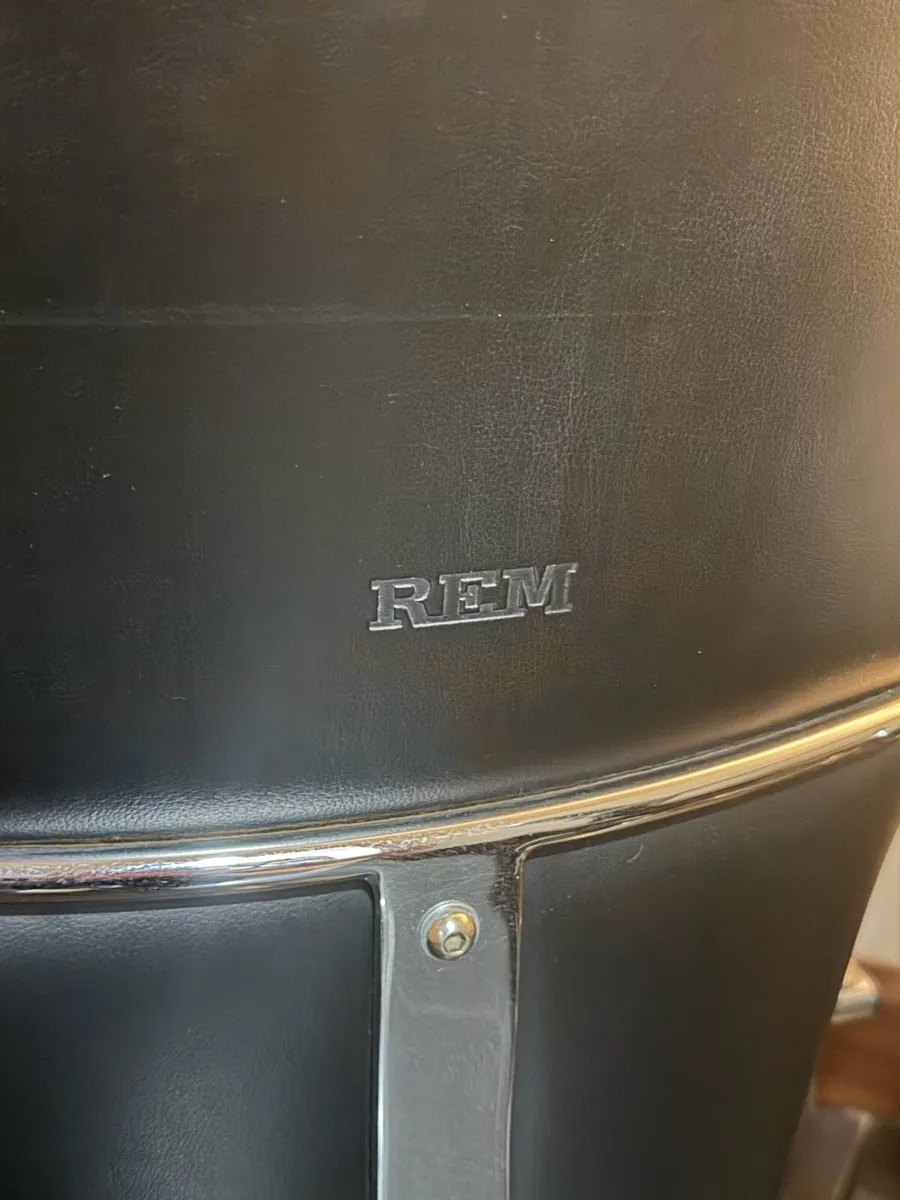 Chairs REM - Image 4