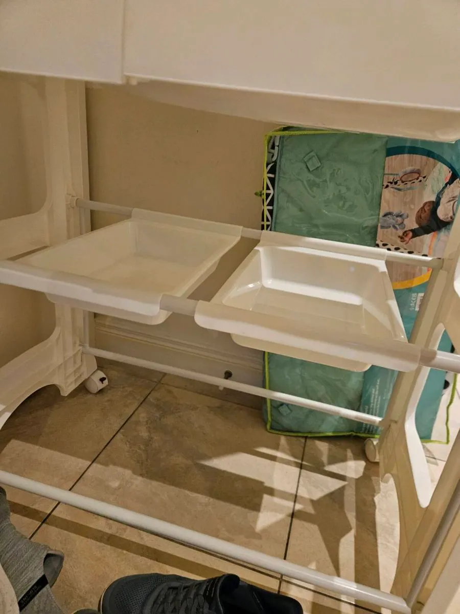 Baby changing table and activity mat - Image 3