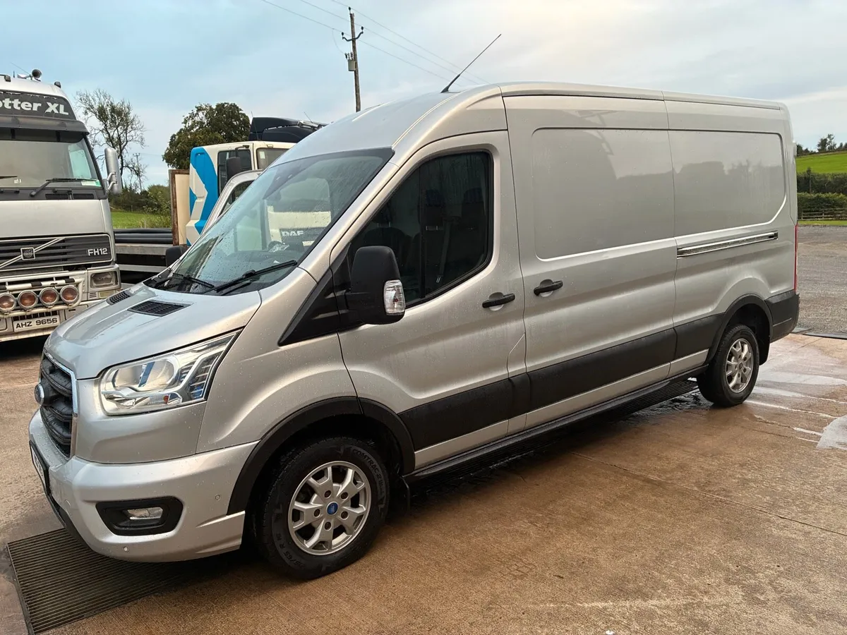 Ford Transit - Image 4