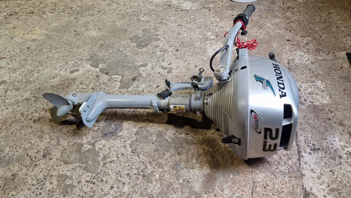 Honda 2.3HP Outboard Engine - Image 3