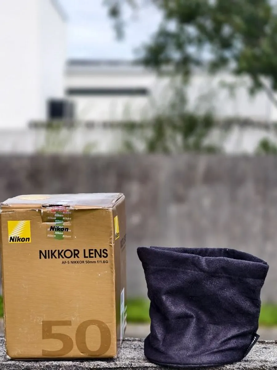 DSLR Nikon D3500 + 18-55 kit lens+ 50 mm 1.8g prime lens - Image 4