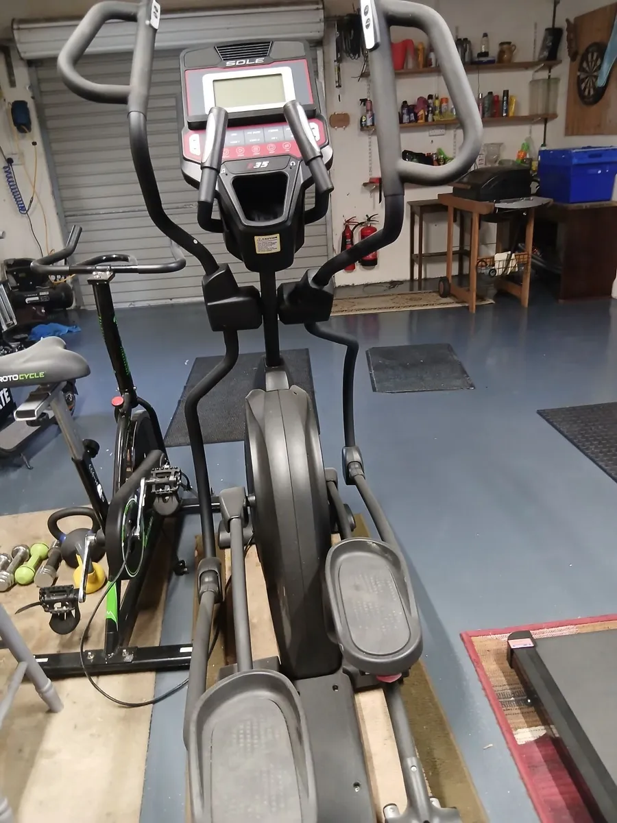Sole E35 Excerise machine - Image 4