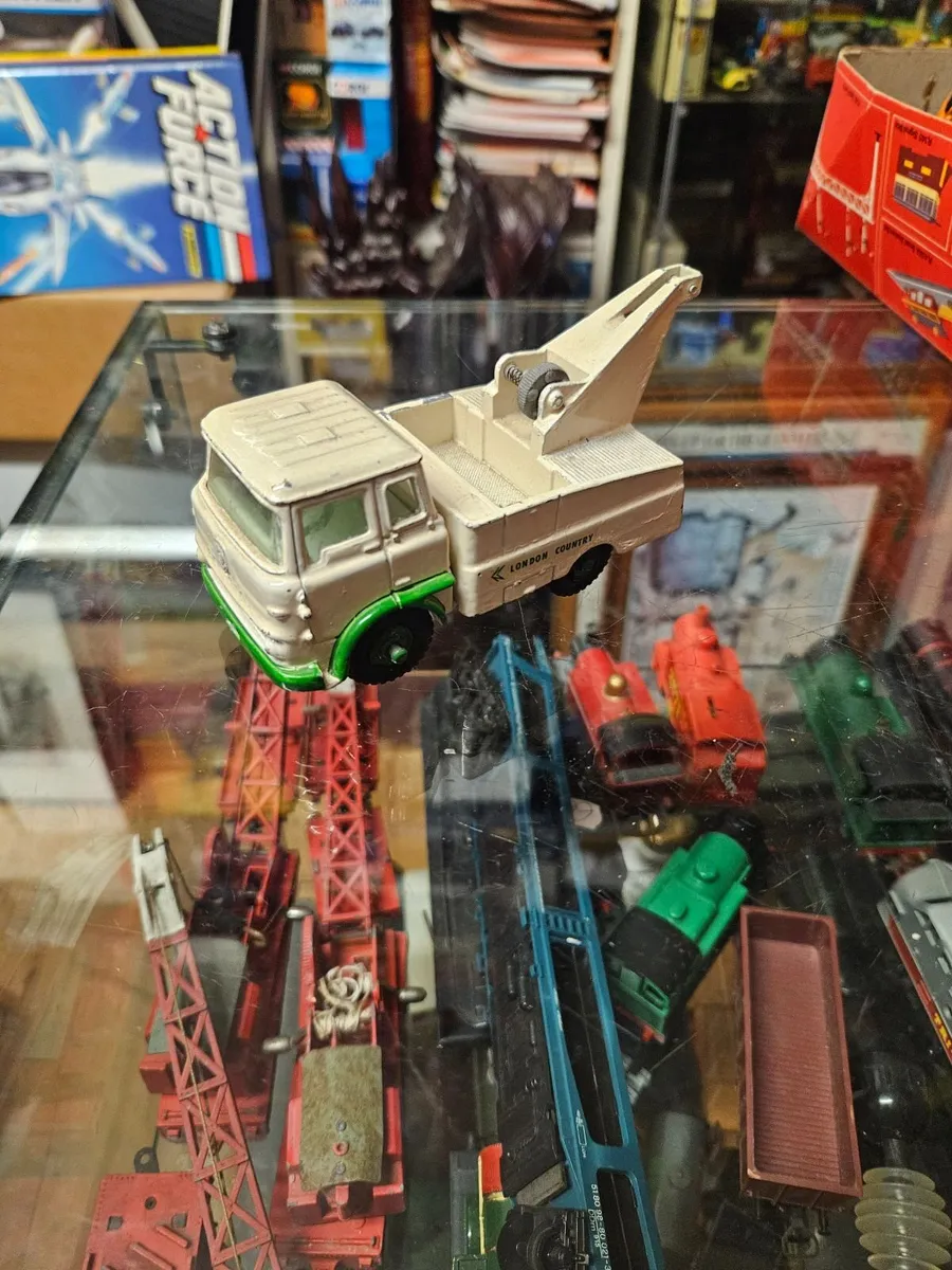 Corgi Bedford Tow Truck Wrecker - Image 2