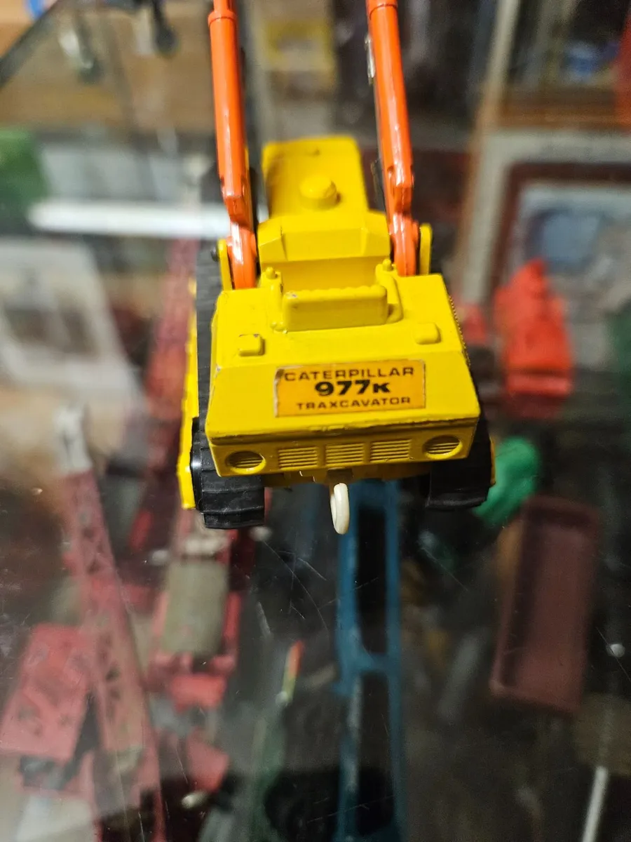 Matchbox Superkings Caterpillar Loader - Image 2