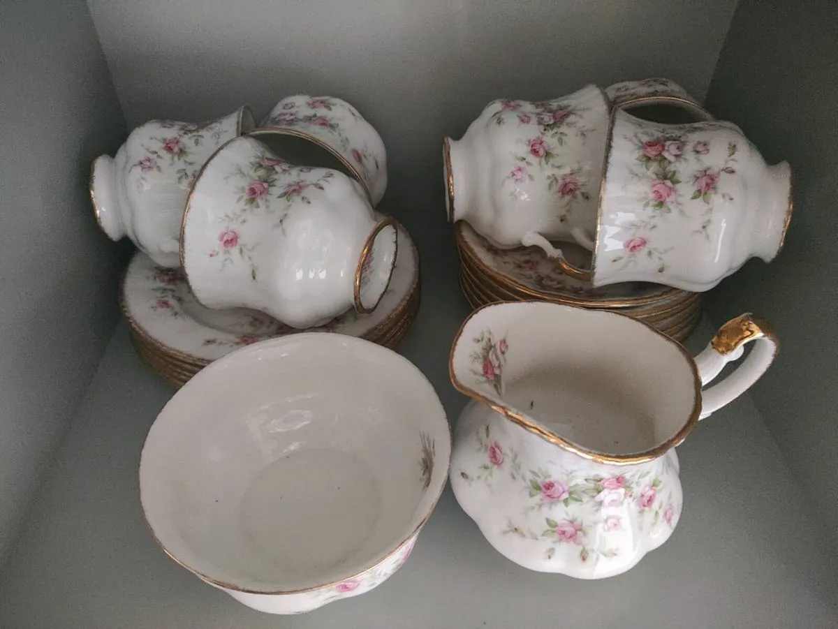 Tea Set - Image 1