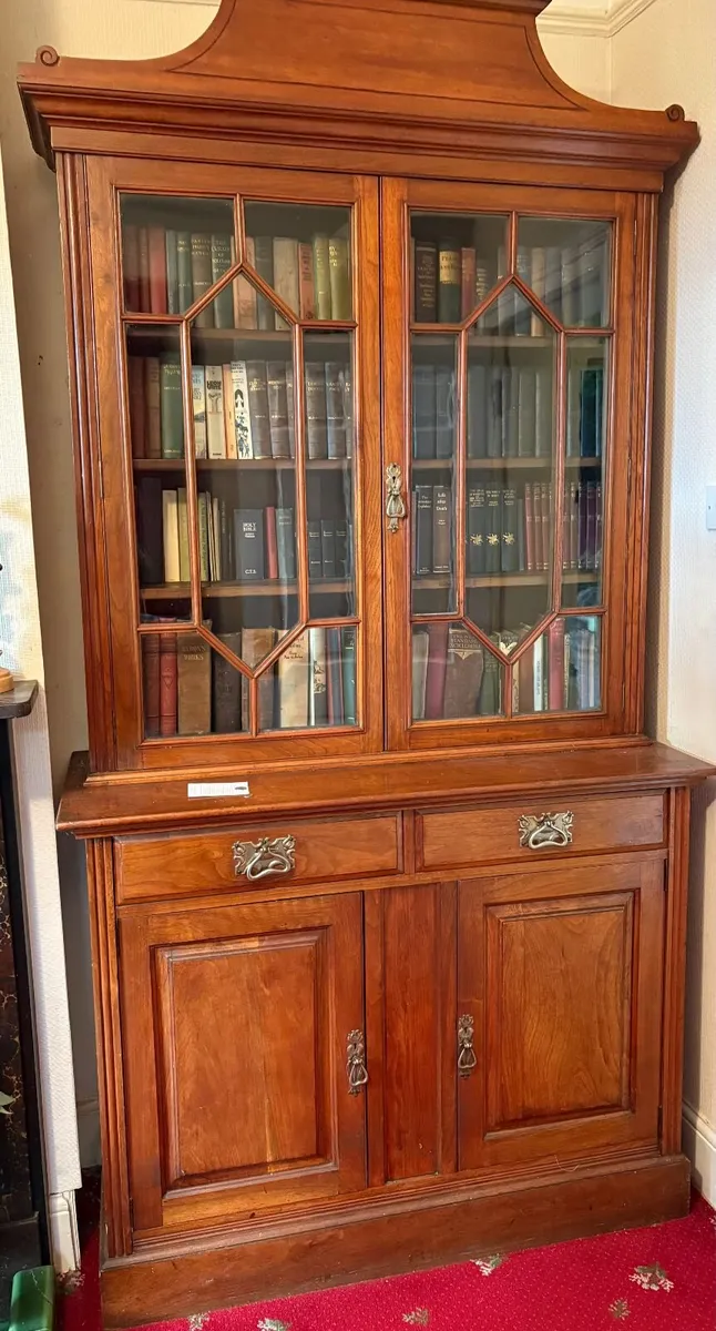 Two door glazed bookcase - Image 2