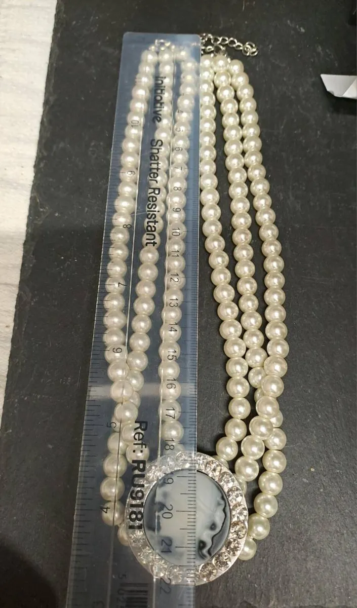Multi Strand Faux Pearl Cameo Necklace - Image 3