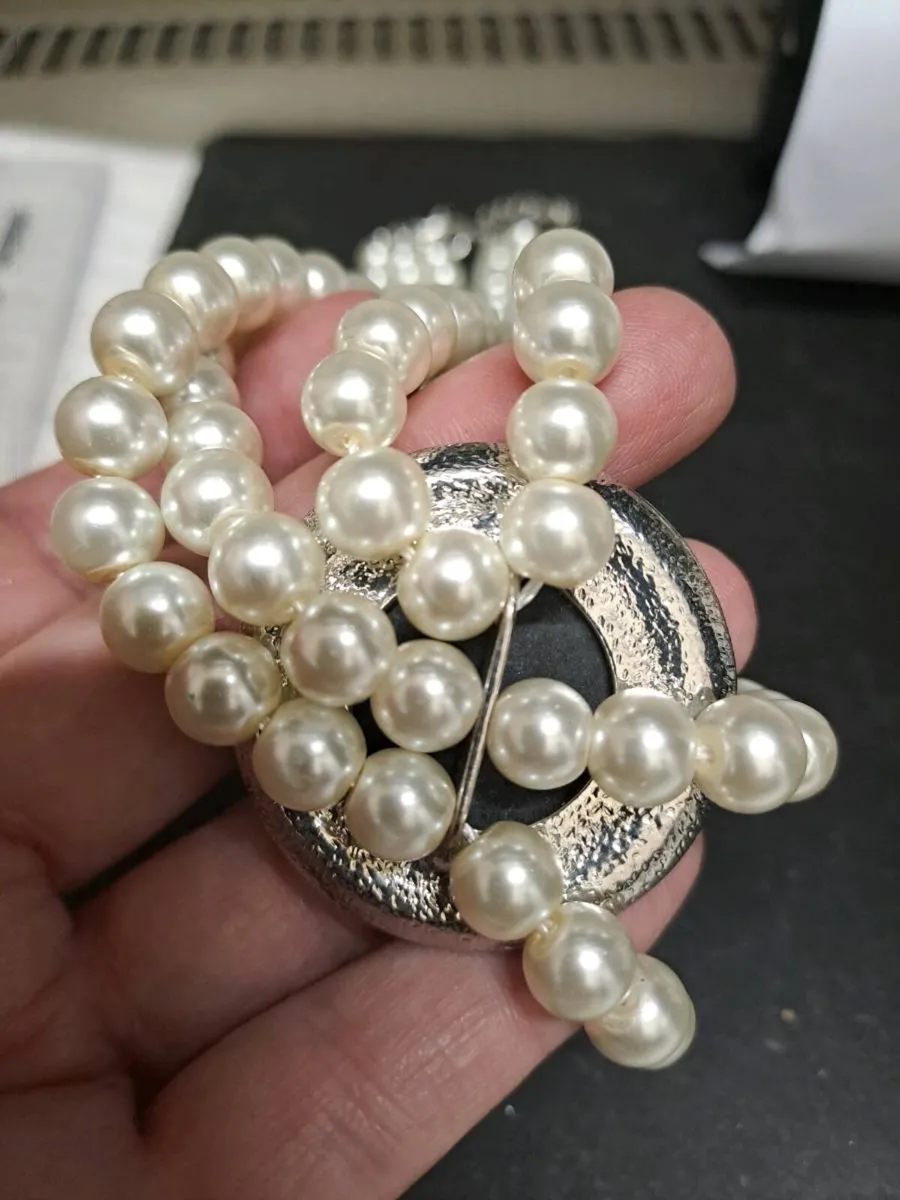 Multi Strand Faux Pearl Cameo Necklace - Image 4