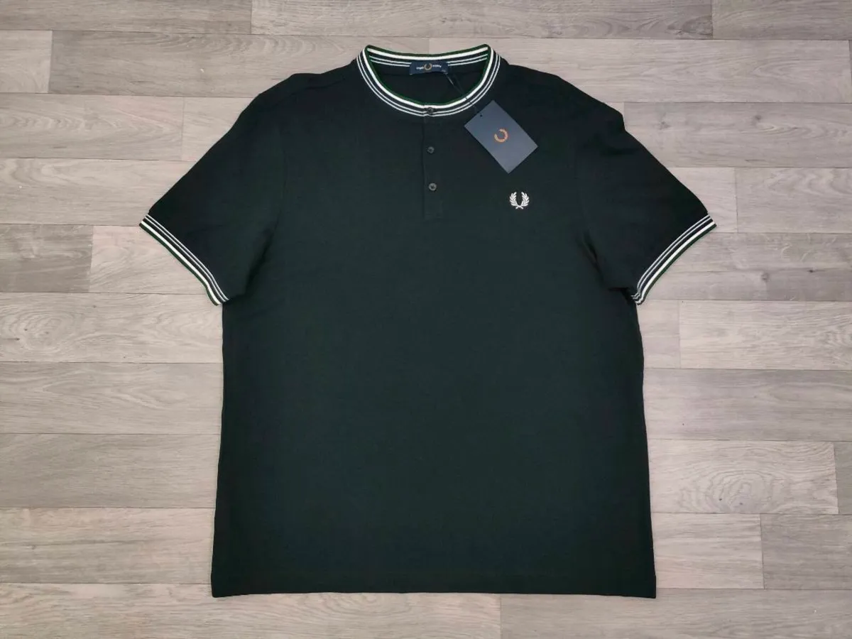 New Fred Perry Polo Shirt Mens XXL - Image 1