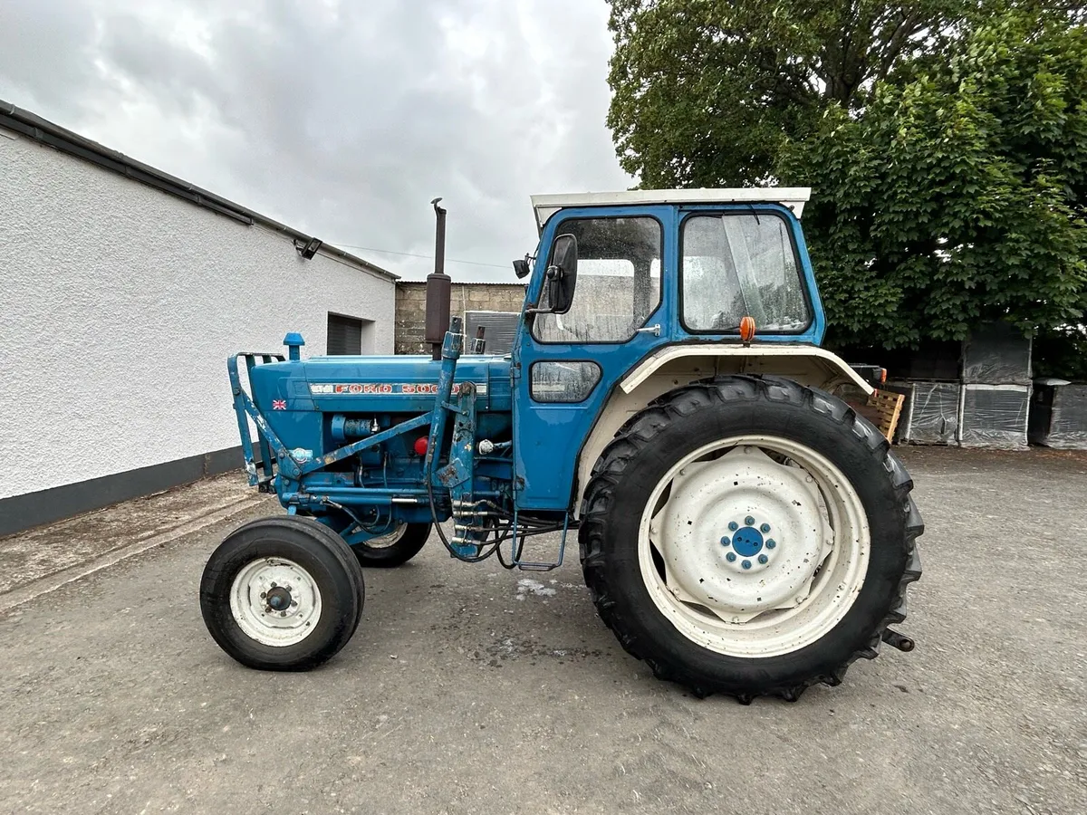 Ford 5000 tractor - Image 3