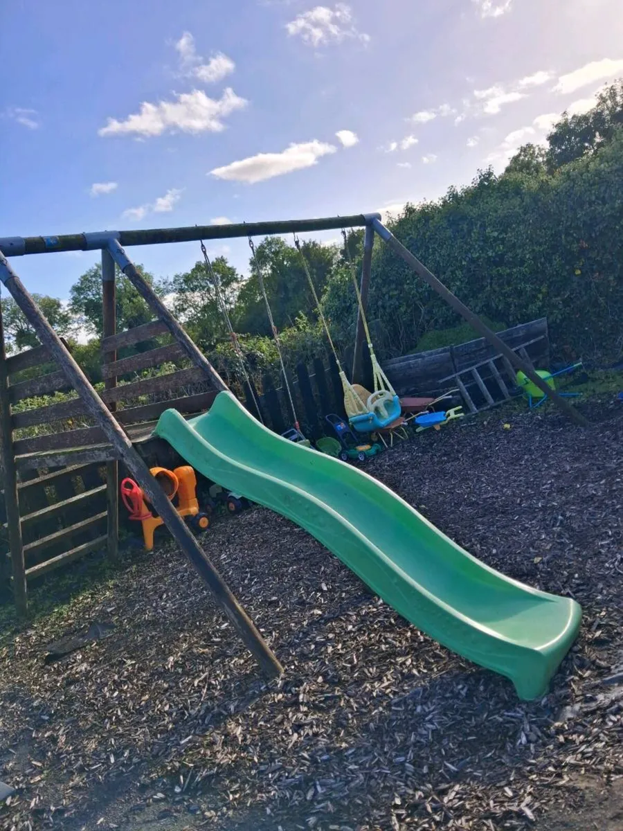 Child's jungle gym - Image 2