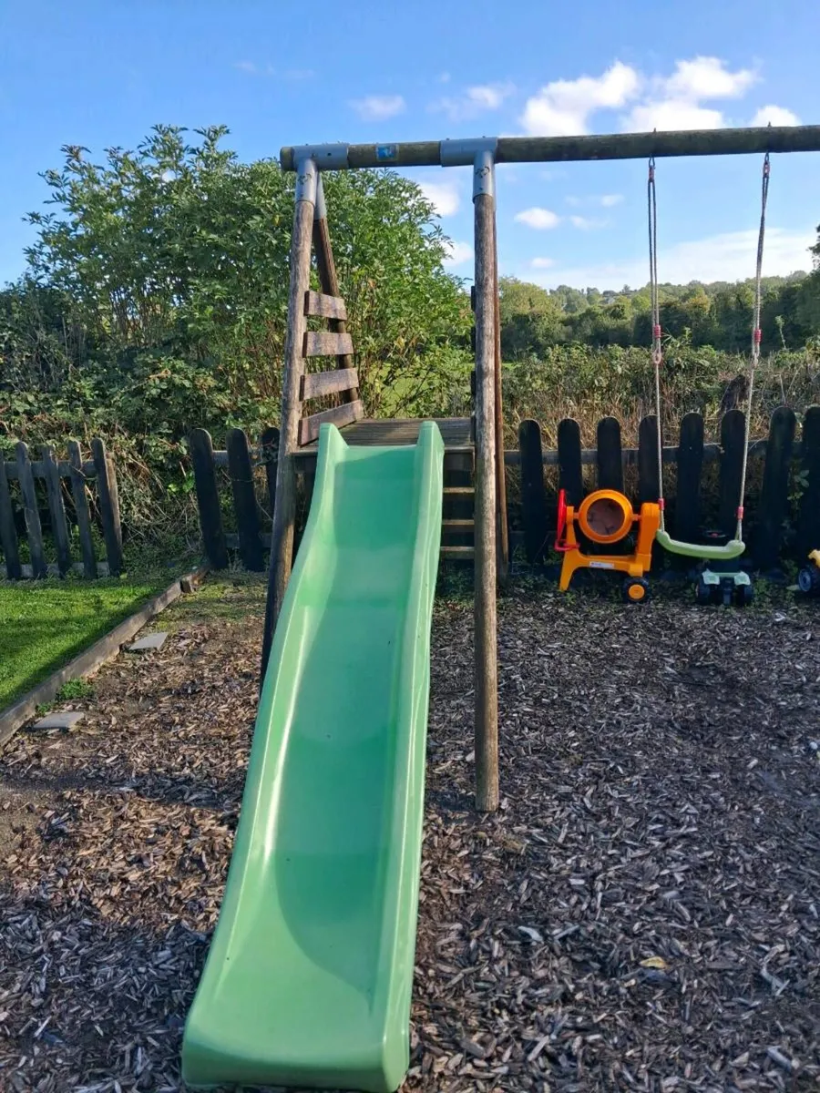Child's jungle gym - Image 3