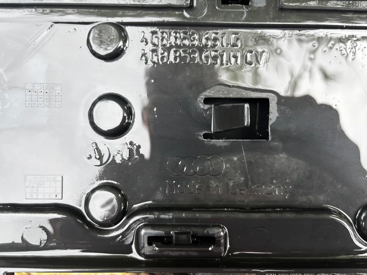 Audi A6 Front Grille - Genuine Part - Image 2