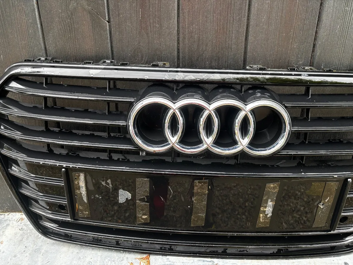 Audi A6 Front Grille - Genuine Part - Image 1