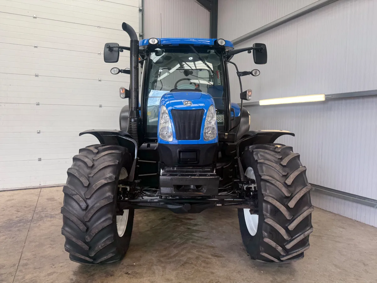 NewHolland T6.165 **Only 3800 hours!!** - Image 3