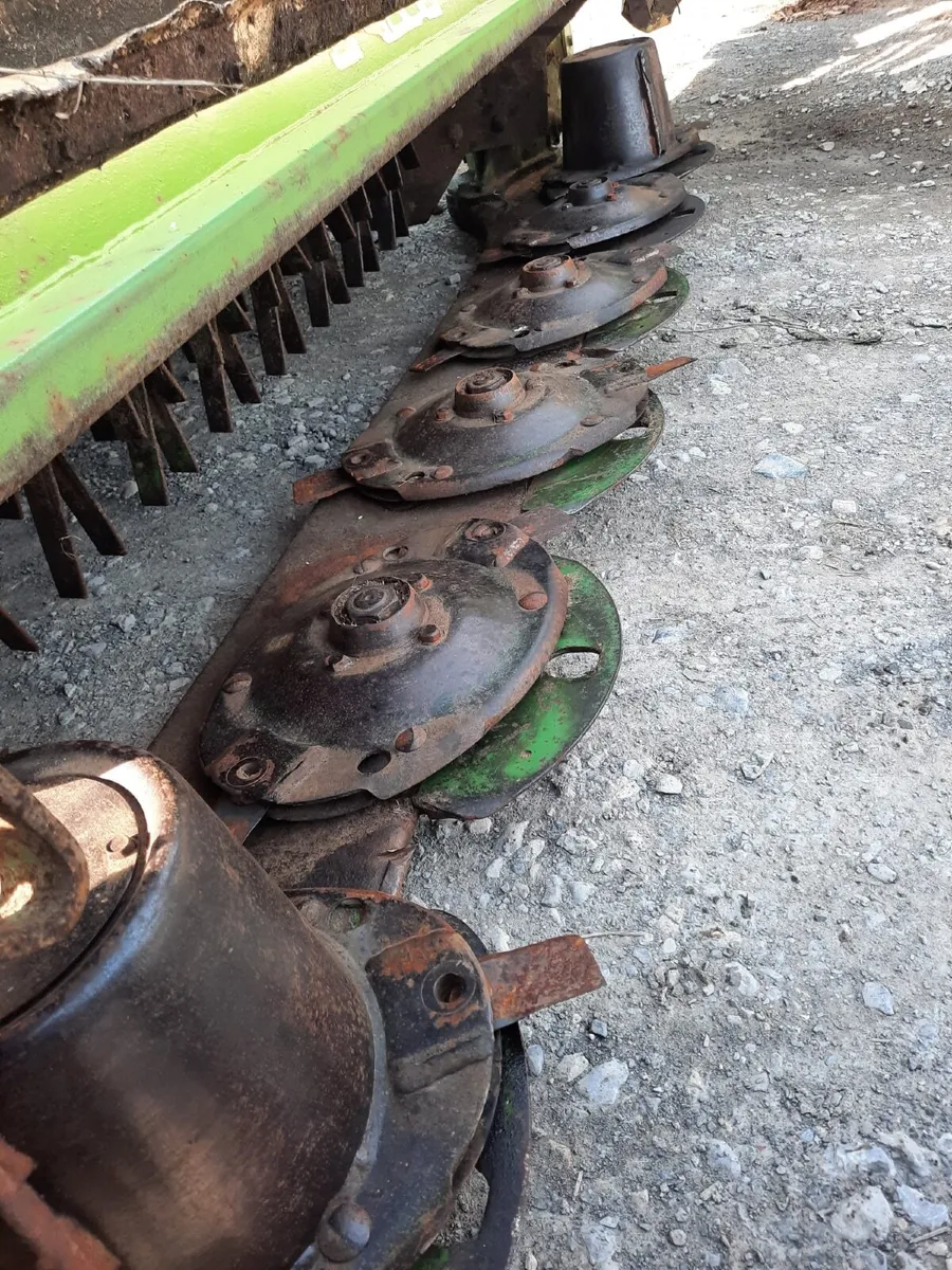 Krone 243 eight foot conditioner mower - Image 4