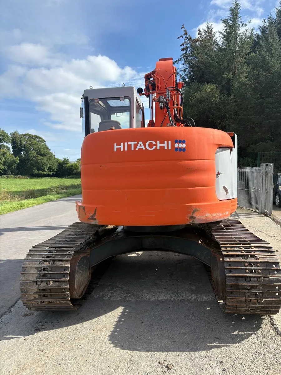 Hitachi EX135 - Image 3