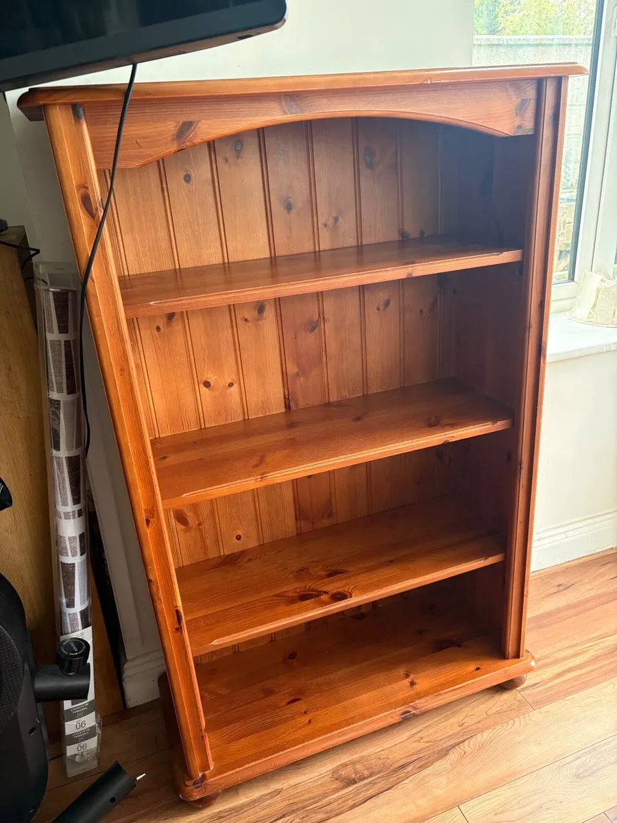 Book shelf
