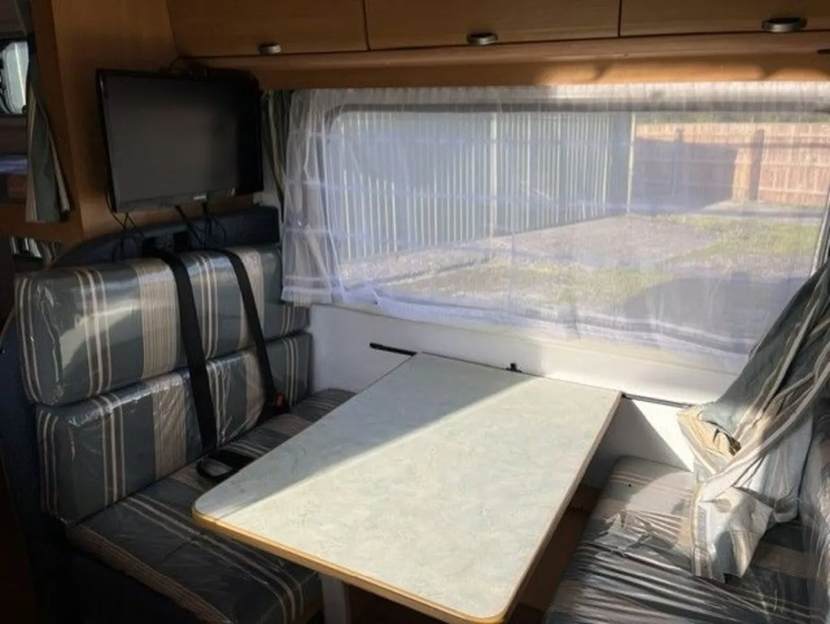 Motorhome - Image 3