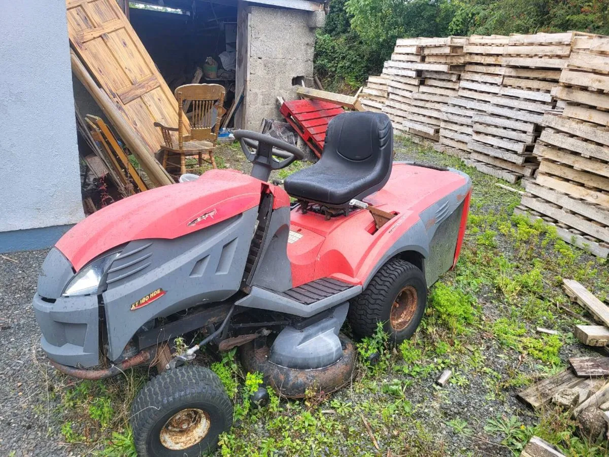 Castle garden Mower - Image 1