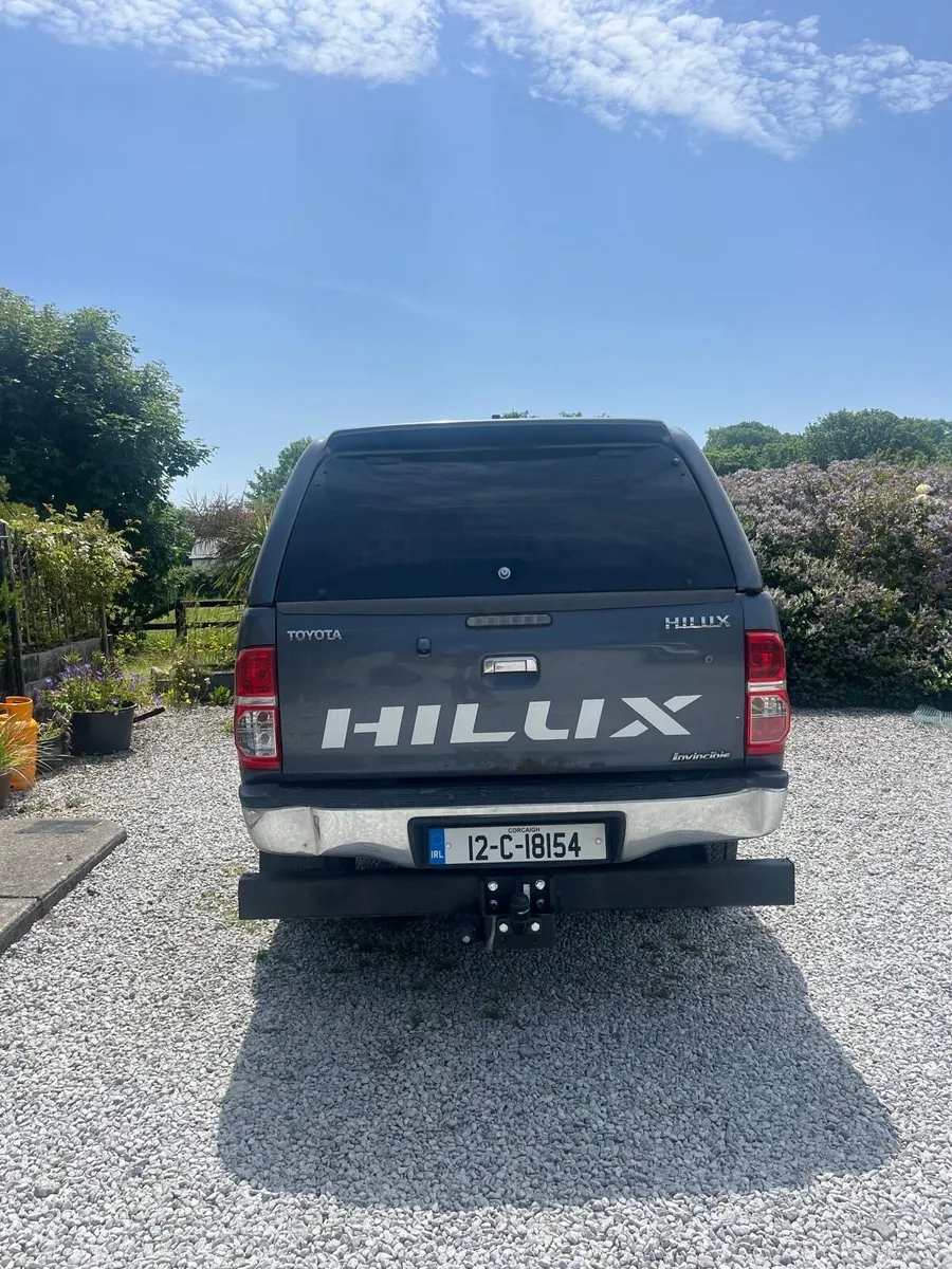 2012 Toyota Hilux - Image 3