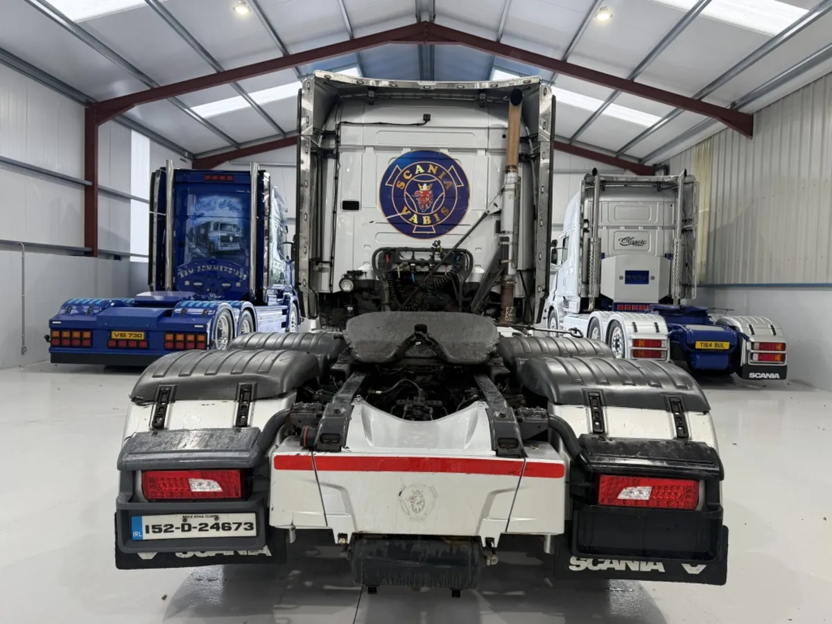 2015 SCANIA R Series R520 Highline 6X2 Tag - Image 4
