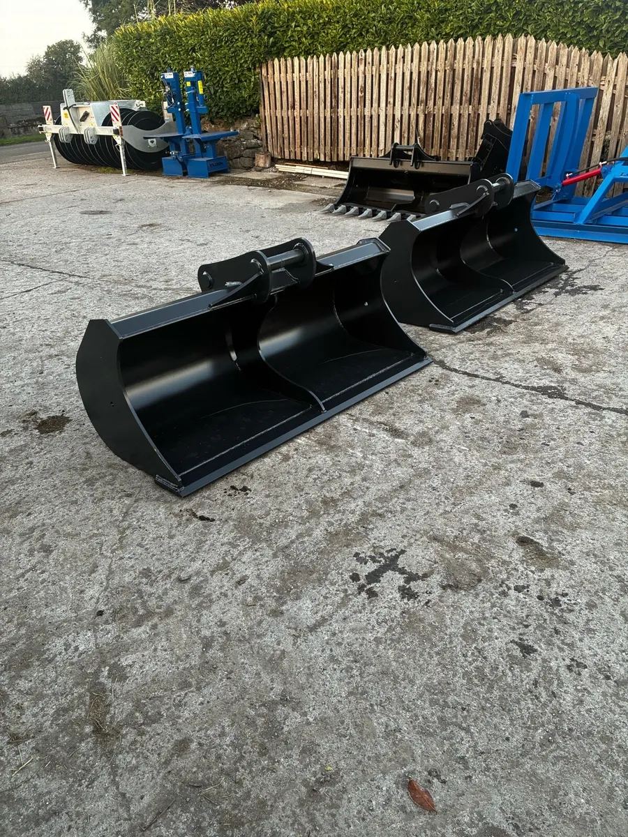 6ft heavy duty grading bucket - Image 1