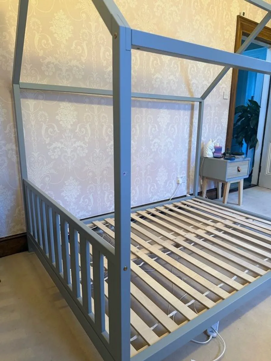 Double House Shaped Kids Bed - Image 2