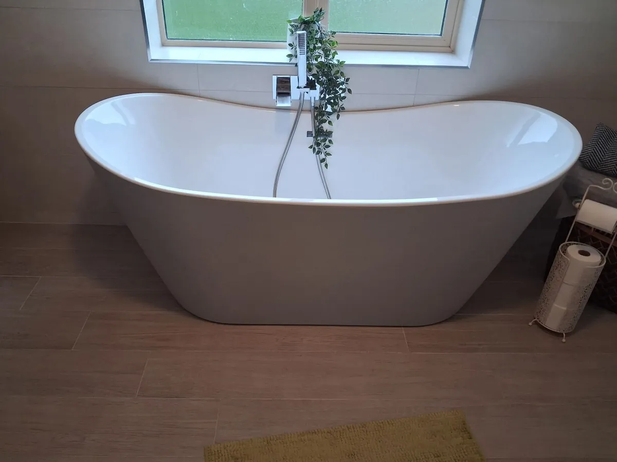 Bath - Image 4