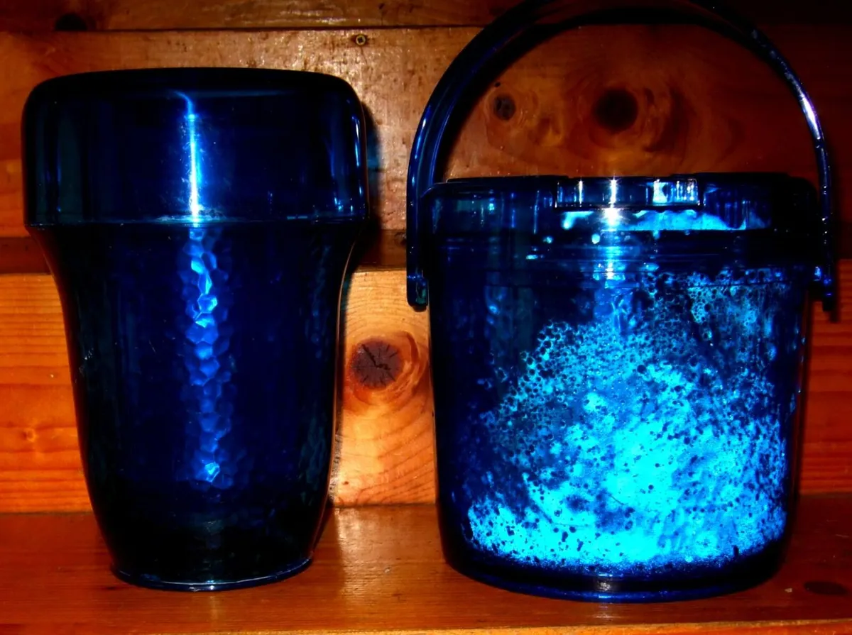 Pristine Vintage Blue Ice Bucket Trilogy Set - Image 4
