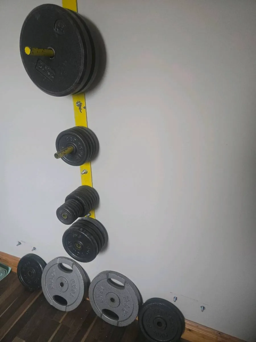 Gym equipment - Image 1