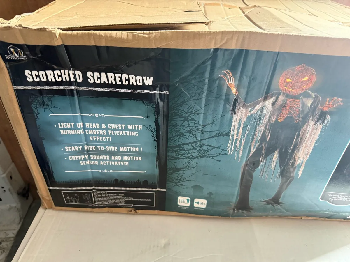 Halloween figures - Image 1