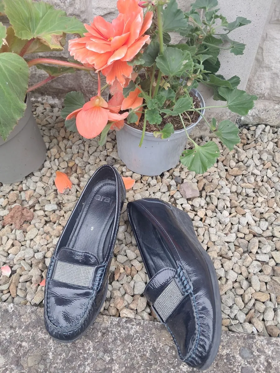Ladies ARA leather shoes - Image 2