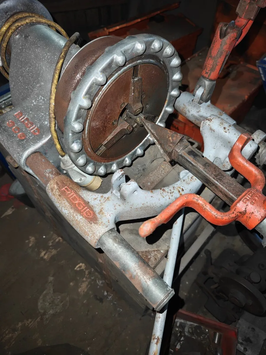 Rigid 300 Pipe Threader - Image 3