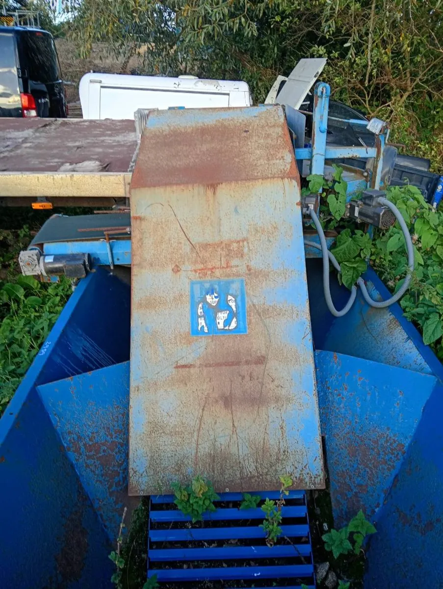Tray filling machine - Image 3