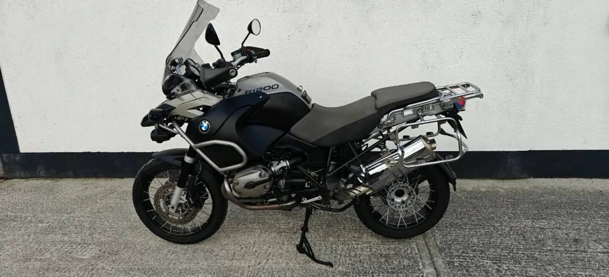 Motorbike - Image 2