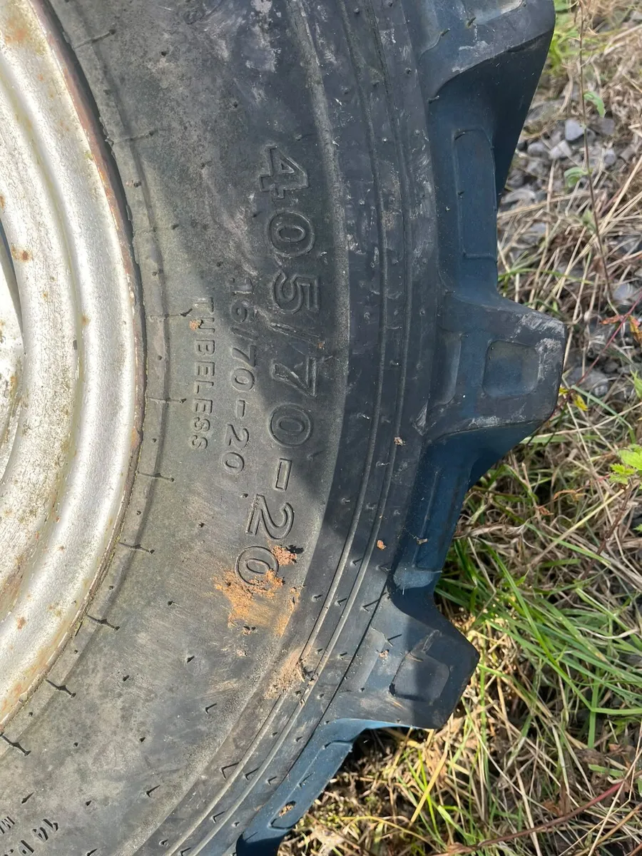 405 70 20,300 75 18 , 6&8 stud tankerwheels - Image 3