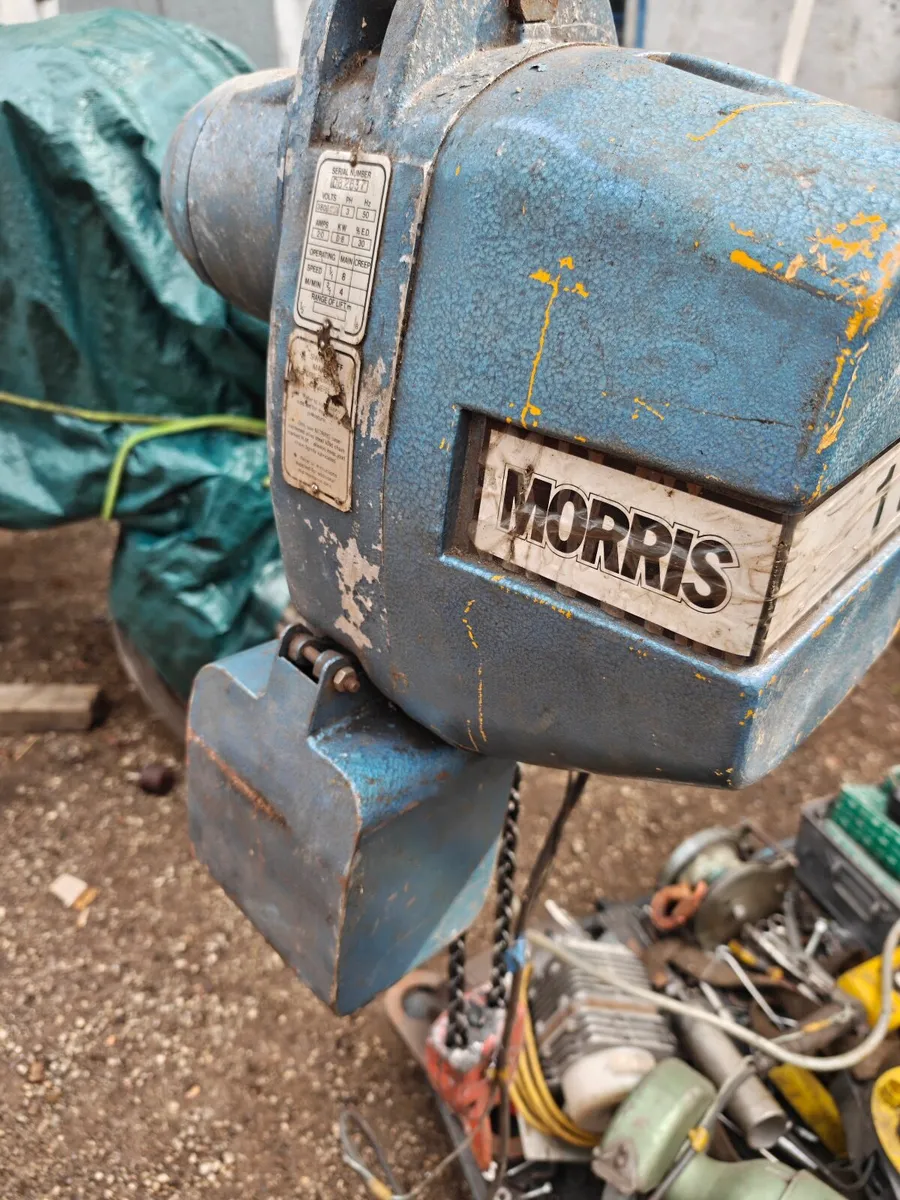 Electric Chain Hoist - Image 3