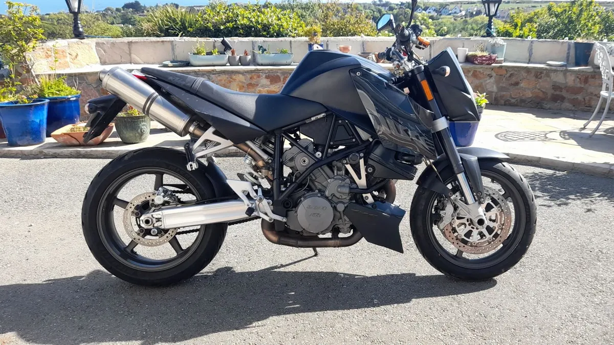 Ktm 990 SuperDuke - Image 1