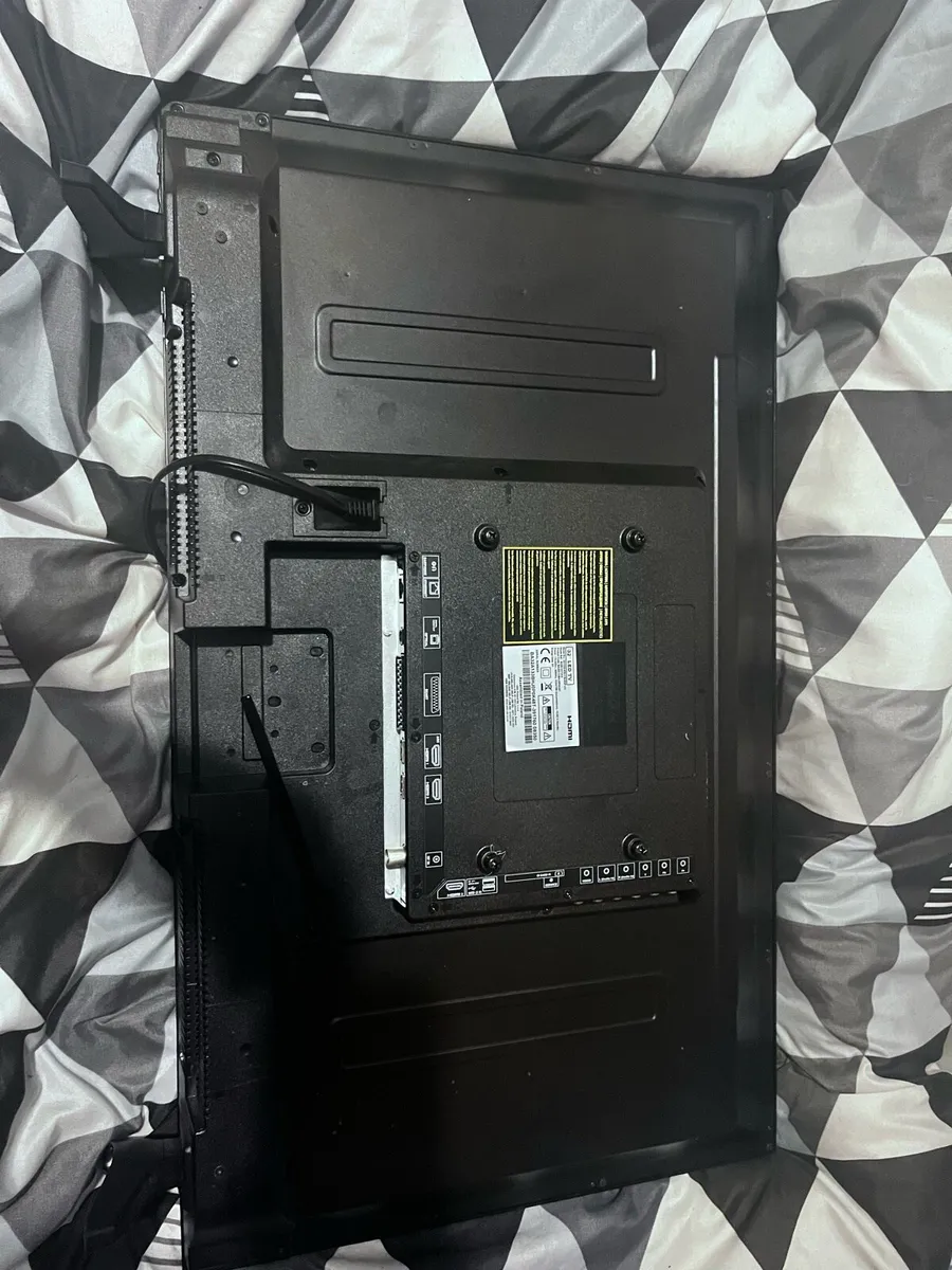 32 inch tv - Image 2