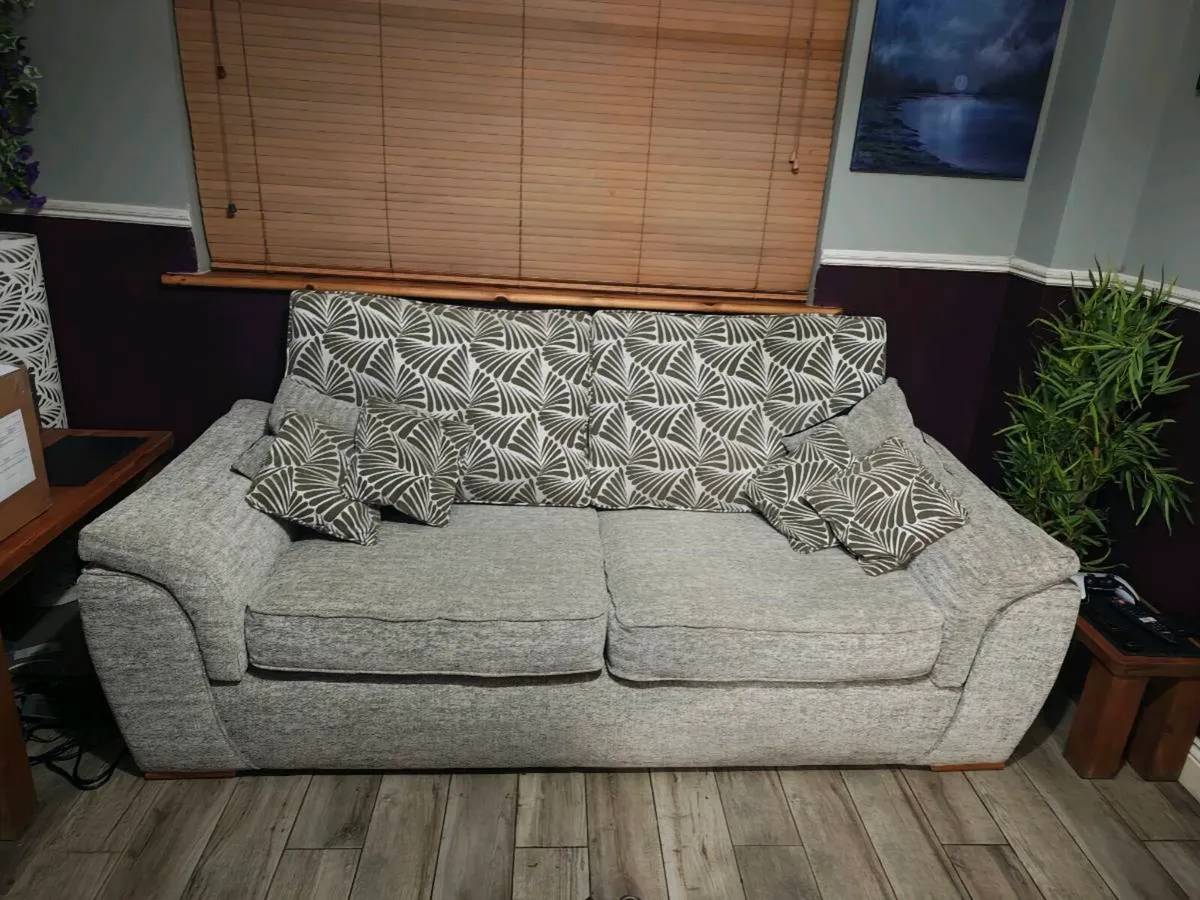 3 seater sofa