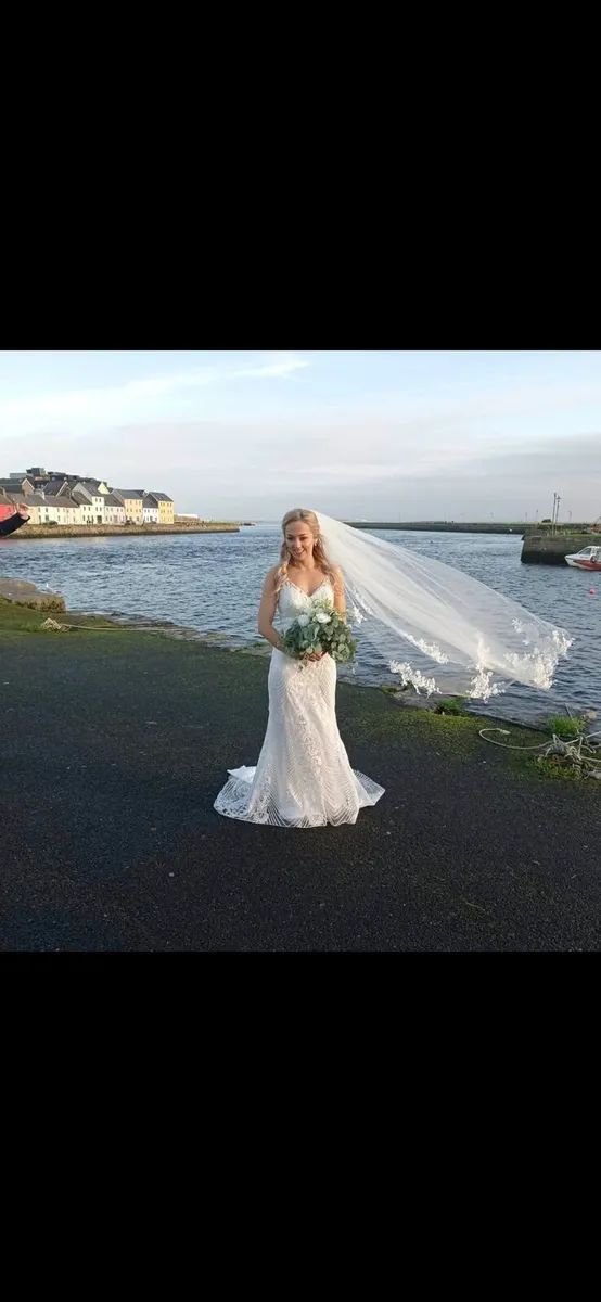 Wedding dress - Image 4