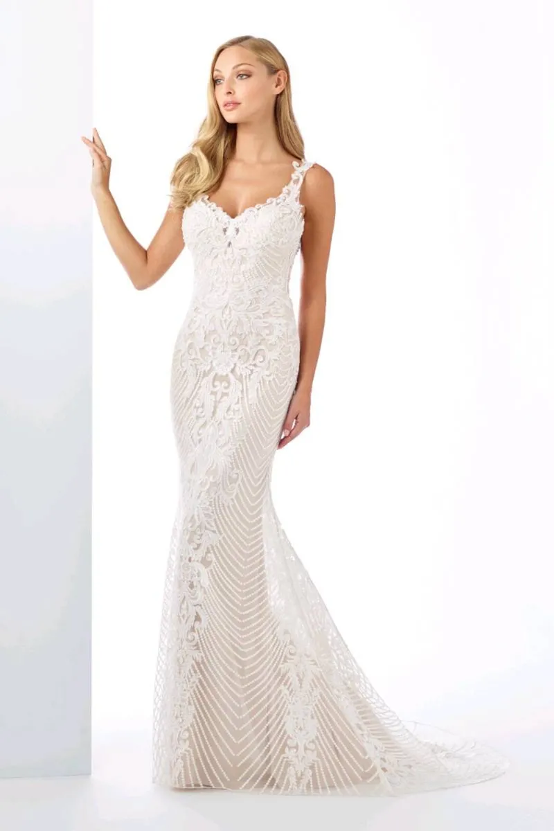 Wedding dress - Image 1