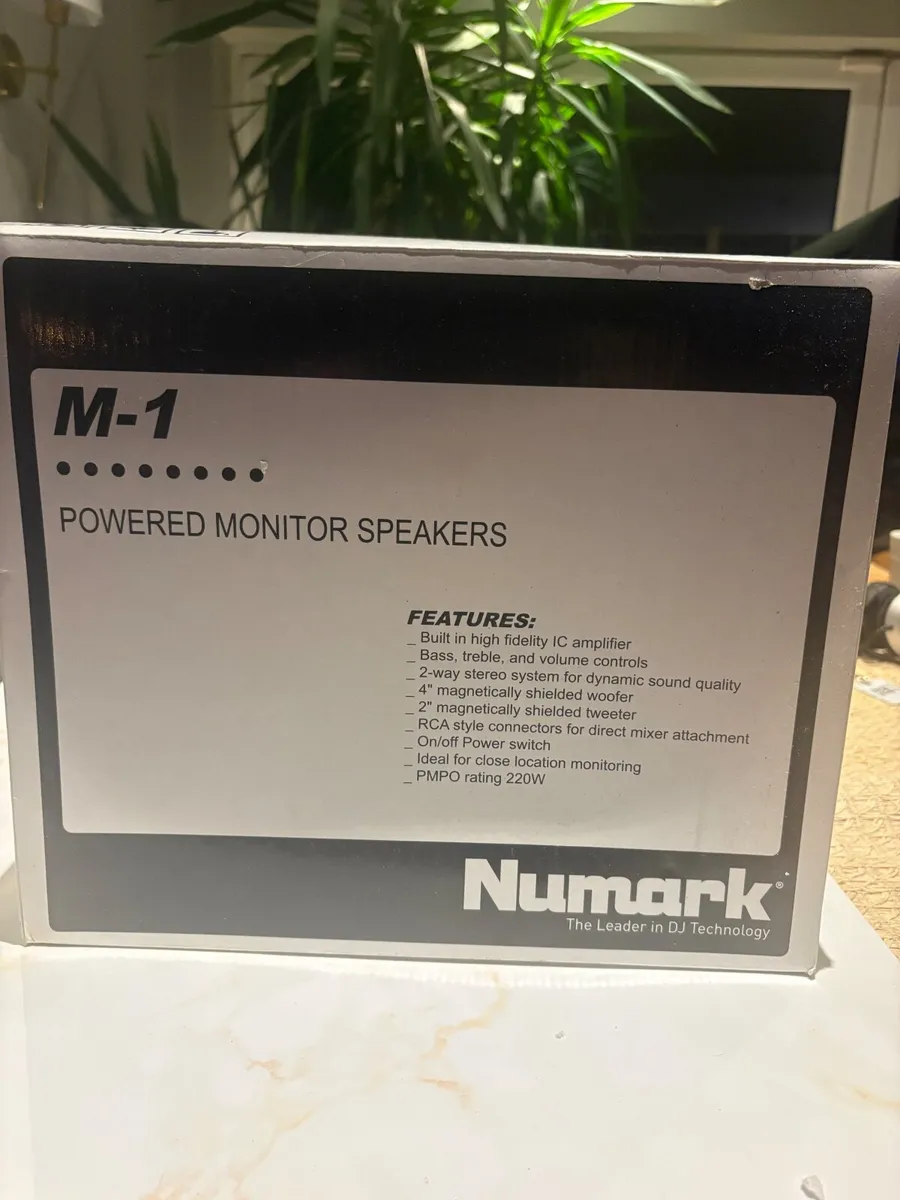 Numark DJ decks - Image 3