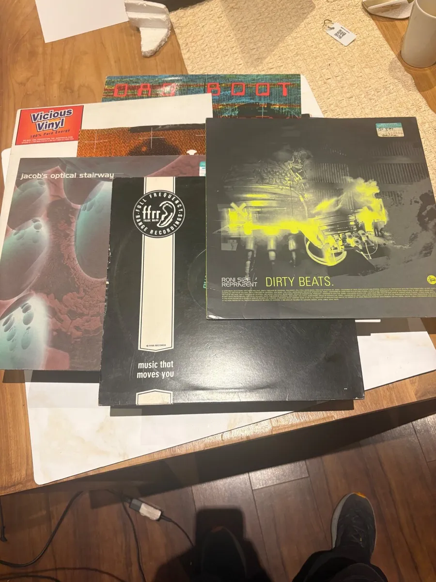 Selection of vinyl (26pc)