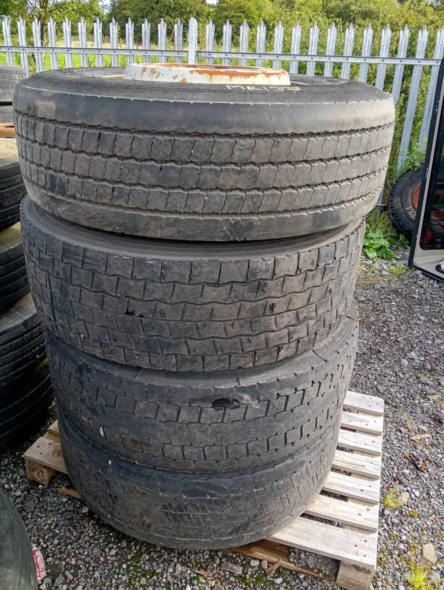 315 7022.5 wheels 10stud and 11r 22.5 10 stud - Image 1