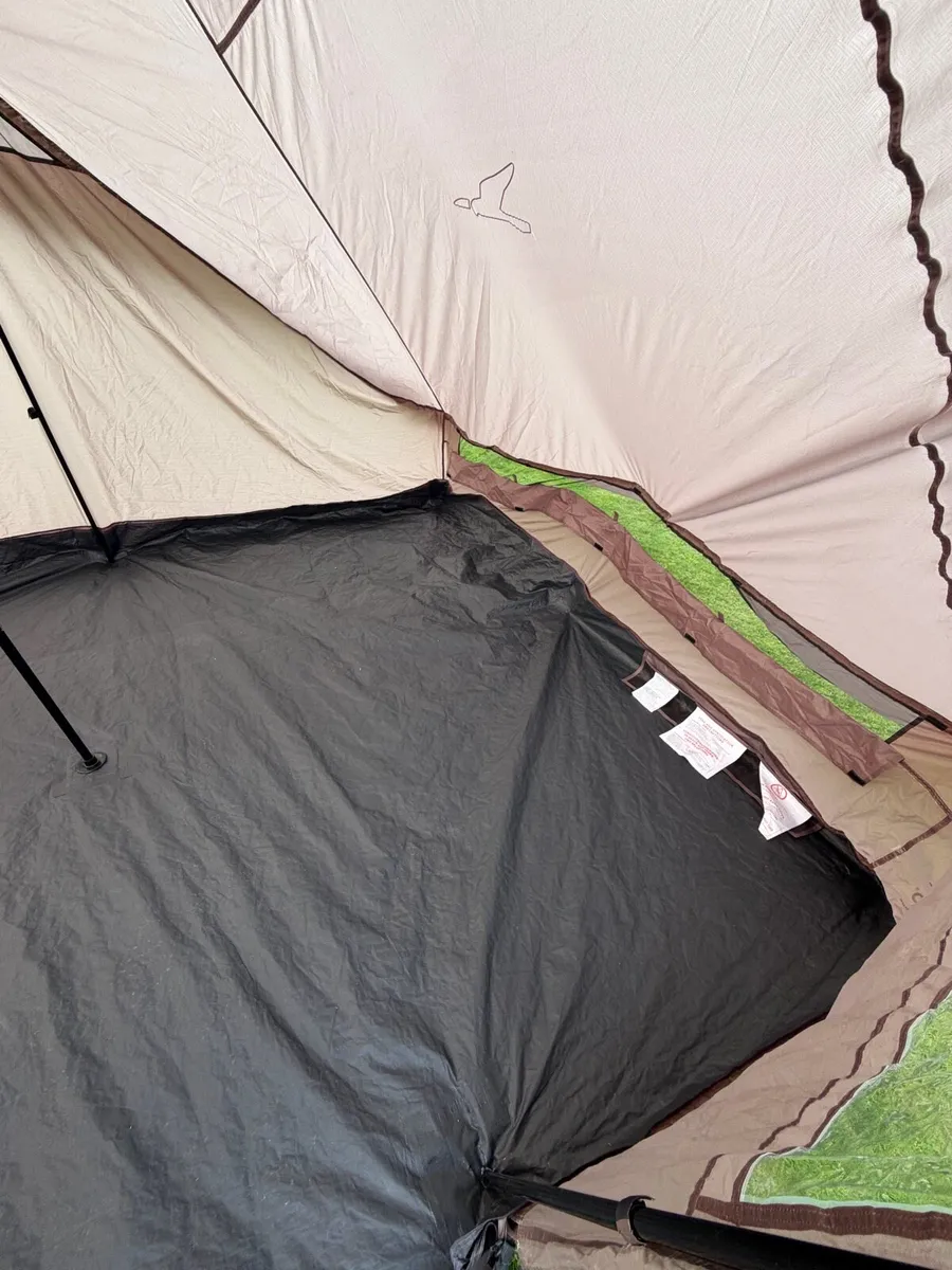 Easy Camp Orsa Cabin 8-Man Tent – €230 - Image 4
