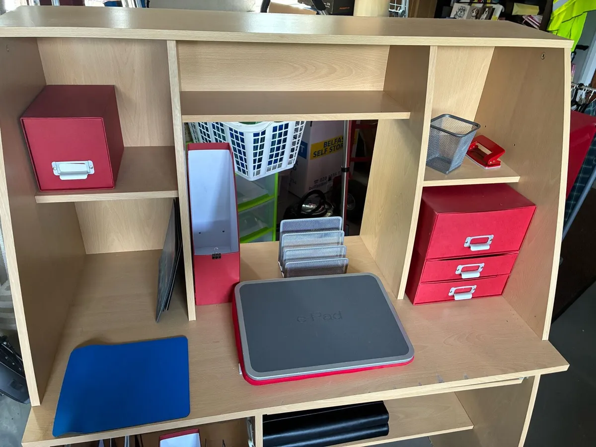 Desk - Image 3